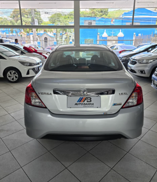Nissan Versa SL 1.6 2017, foto 3