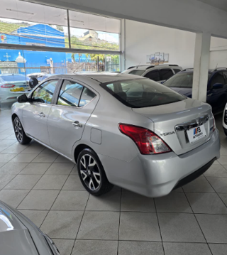 Nissan Versa SL 1.6 2017, foto 5