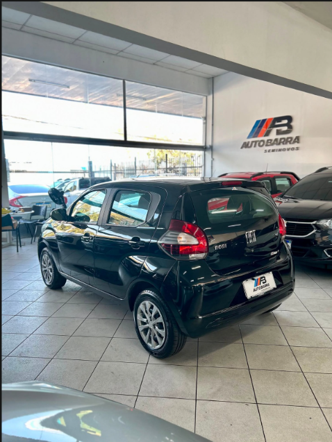 Fiat Mobi Like 1.0 flex completo